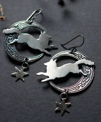 Aretes de zorro lunar