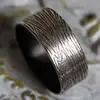 Anillo de madera celta