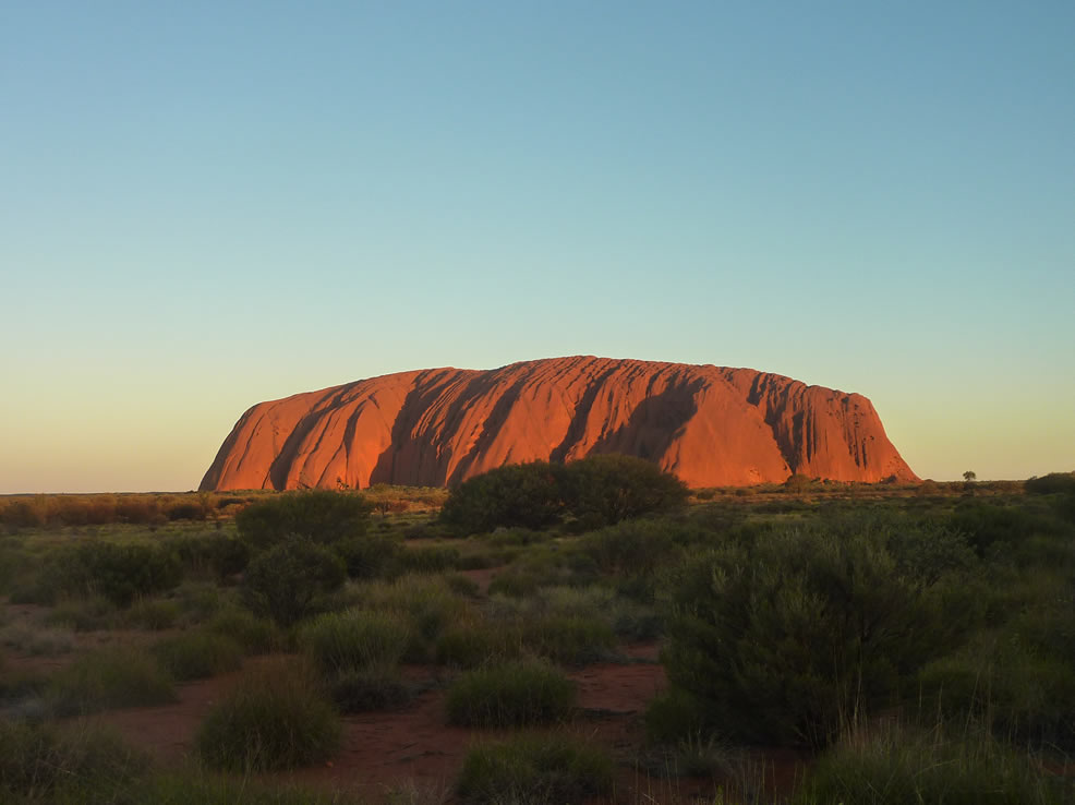 Uluru, meseta sagrada de los aborígenes de Australia