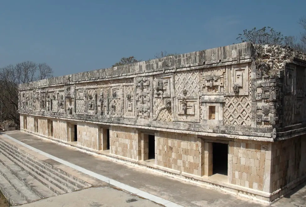 Sitio arqueológico de Uxmal en México