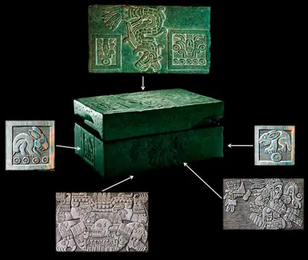 Cofre azteca grabado con la Serpiente Emplumada, Quetzalcóatl.