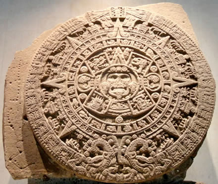 Piedra del Sol azteca, uno de los objetos más conocidos de esta cultura mexicana.