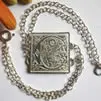 Pulsera con iluminación celta