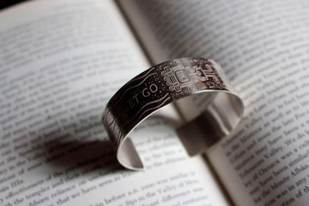 Pulsera personalizada inspirada en la cultura azteca de México