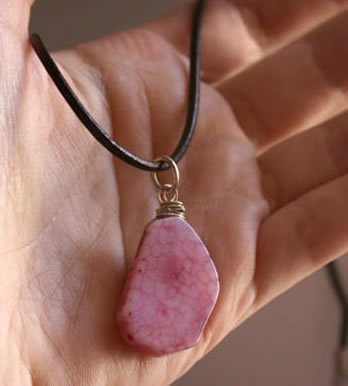 Ágata de vena de dragón: historia y propiedades curativas