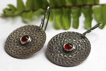 history and healing properties of carnelian