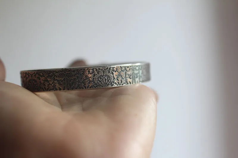 A la orilla de un sueño, pulsera otomí de México en plata