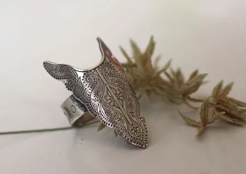 Abundancia, anillo tótem de bisonte en plata