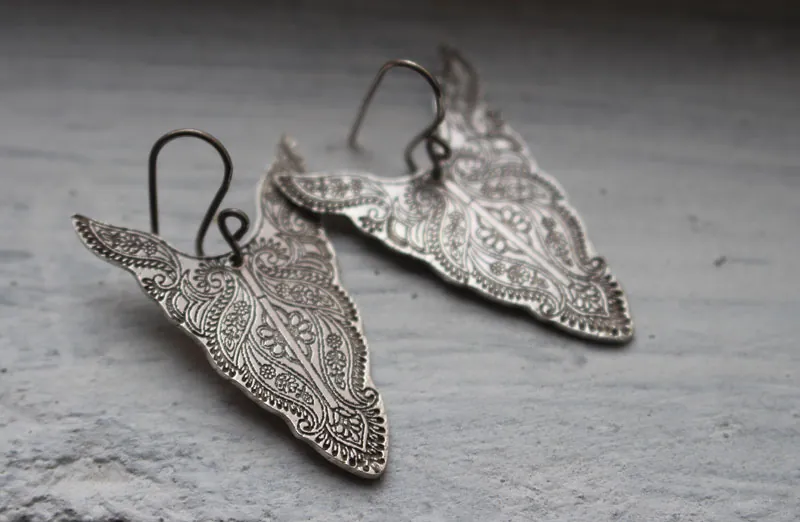 Abundancias, aretes tótem de bisonte en plata