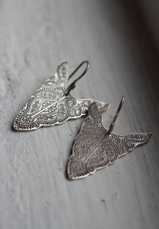 Abundancias, aretes tótem de bisonte en plata