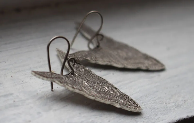 Abundancias, aretes tótem de bisonte en plata