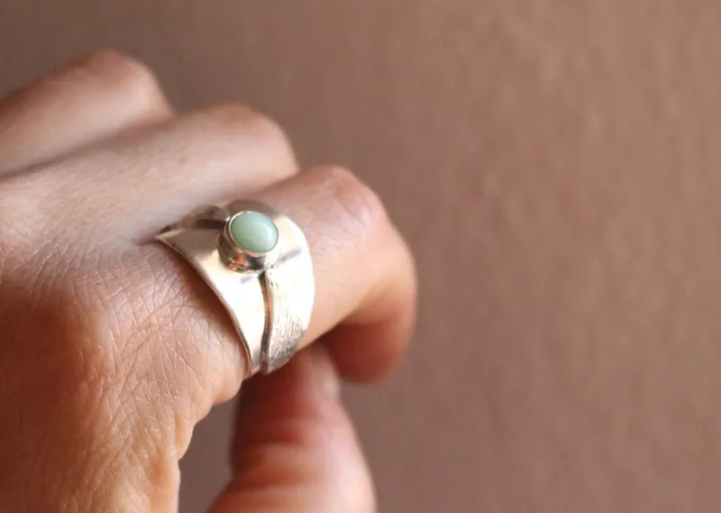 Aleteo, anillo Snitch Dorada de Harry Potter en plata y crisoprasa