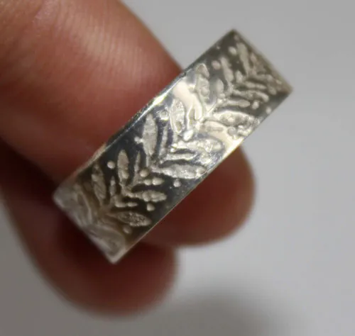 Alianzas personalizadas, anillo corona botánica en plata