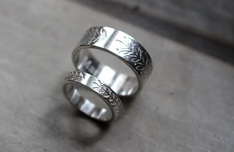 Alianzas personalizadas, anillo corona botánica en plata
