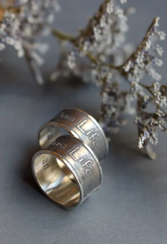 Alianzas un amor, anillo declaración del grupo U2 en plata