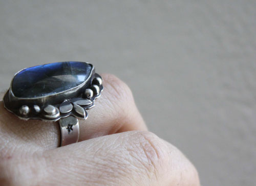Another moonlight serenade, nocturnal music ring in sterling silver and labradorite