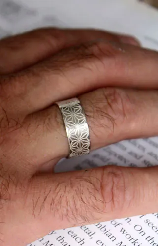 Asanoha, anillo hoja de cáñamo japonés en plata