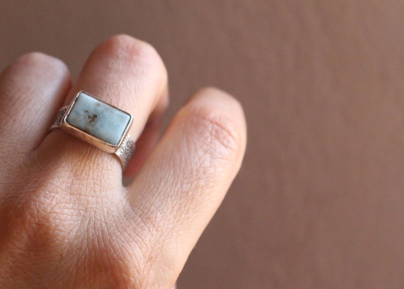 Atlántida, anillo leyenda griega en plata y larimar