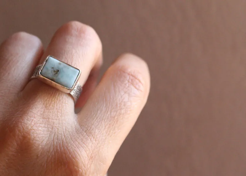 Atlántida, anillo leyenda griega en plata y larimar