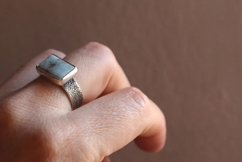 Atlántida, anillo leyenda griega en plata y larimar
