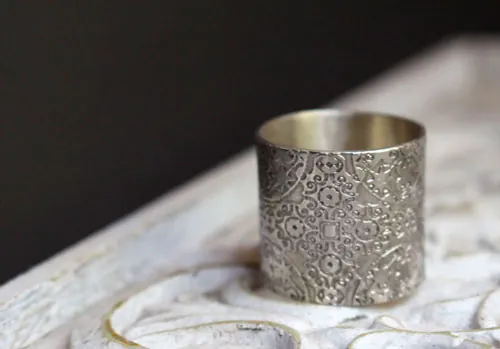 Baudelaire, anillo espíritu romántico y simbolista en plata