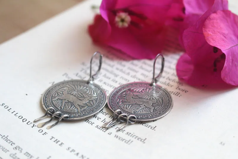 Bidxuin, aretes ciervo mexicano en plata