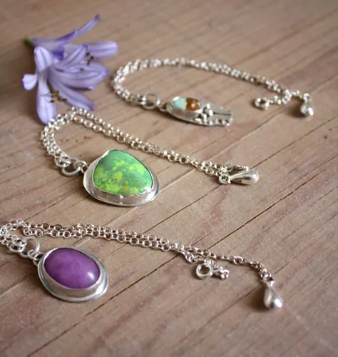 Bliss anís, pulsera primavera en plata con gaspeíta