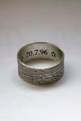 Bodas de madera, anillo aniversario de 5 años de matrimonio en plata