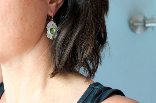 Bosque bajo las estrellas, aretes rayos de luna en plata y peridoto