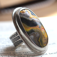 Breath of the earth, mother-earth ring in silver and bumblebee jasper