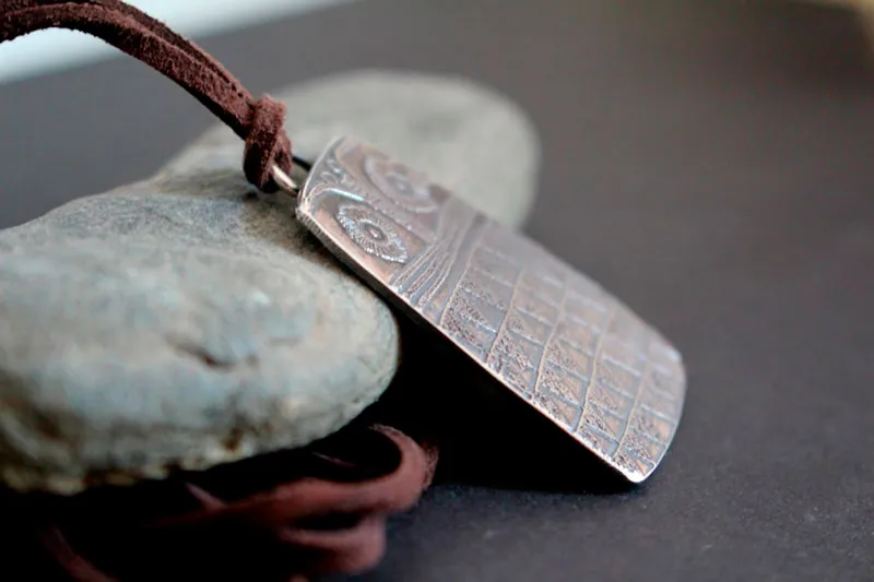 Búho neolítico, collar ave de la Edad del Cobre en plata