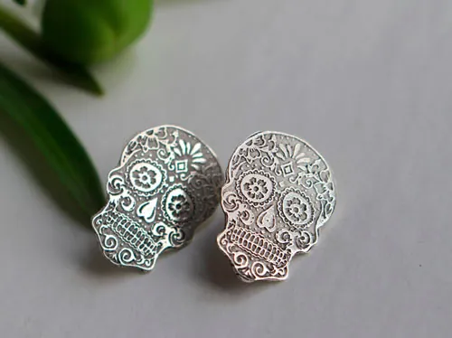 Calaca, aretes calavera mexicana en plata