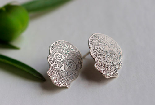 Calaca, Mexican skull earrings in sterling silver