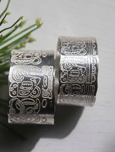 Calendario maya, anillo Cuenta Larga del calendario maya personalizado en plata