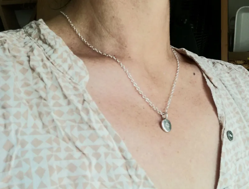 Camino, collar rosa de los vientos en plata