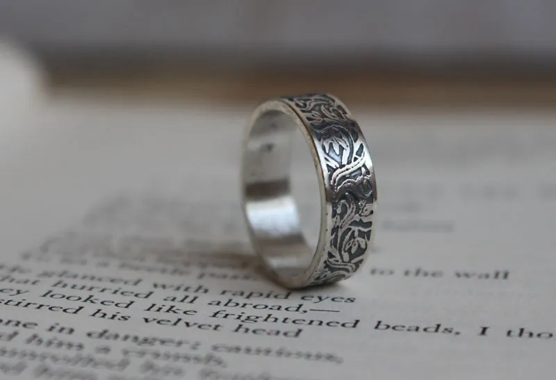 Campanilla de invierno, anillo flor en plata