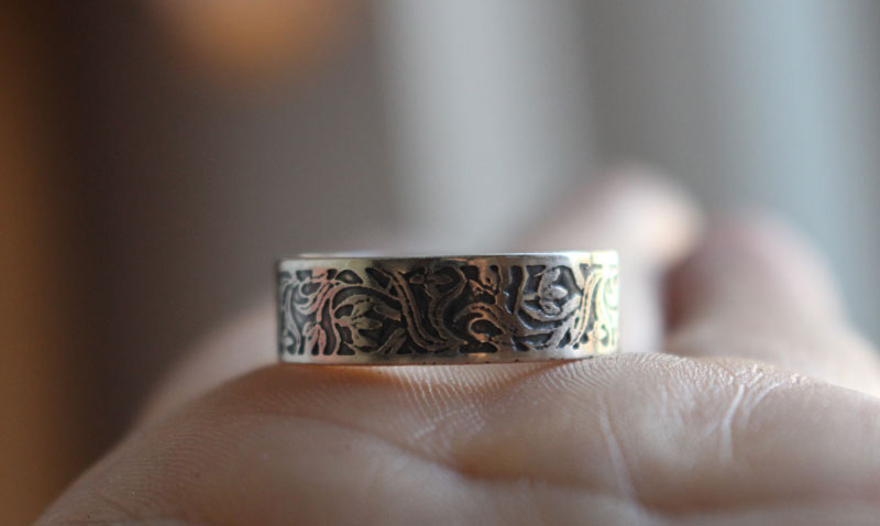 Campanilla de invierno, anillo flor en plata