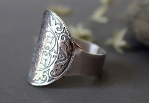 Cassius, anillo sello escudo medieval en plata