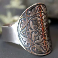 Cassius, anillo sello escudo medieval en plata