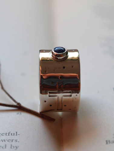 Certidumbre, anillo de fe en plata y lapislázuli