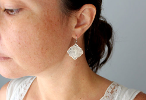 Cibeles, aretes arabesco griego en plata