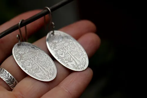 Ciervos al amanecer, aretes bestiario otomí mexicano en plata