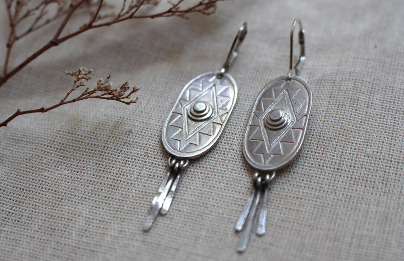 Citlalli, Pre-Hispanic cross earrings in sterling silver