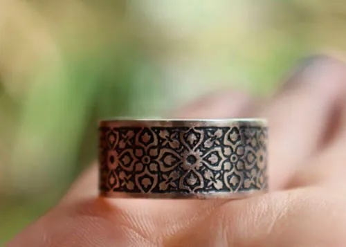Clave de bóveda, anillo gótico medieval en plata