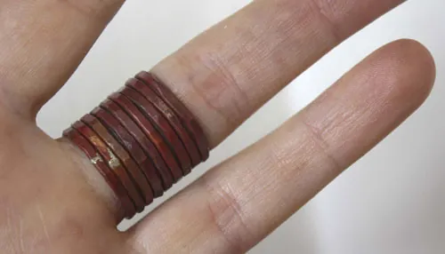 Cobre fuego, anillo apilable en cobre martillado rústico