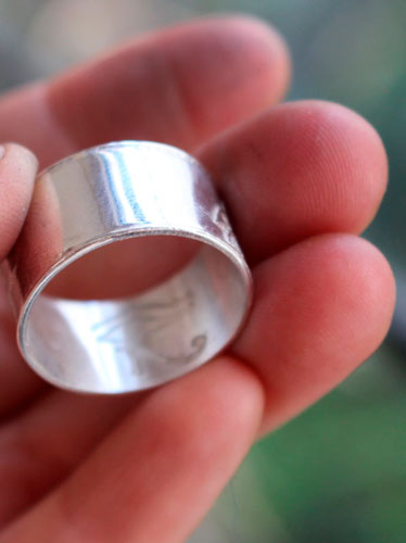 Convicción, anillo símbolos personales en plata