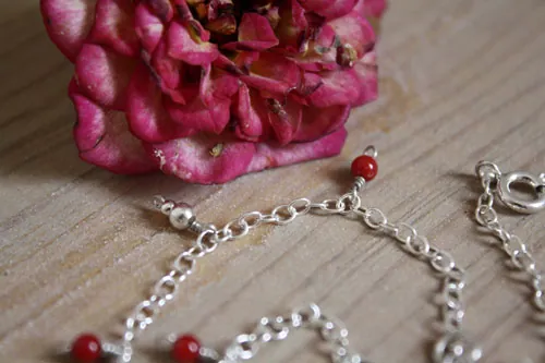 Coral, tobillera y pulsera arrecife coralino en plata y coral rojo