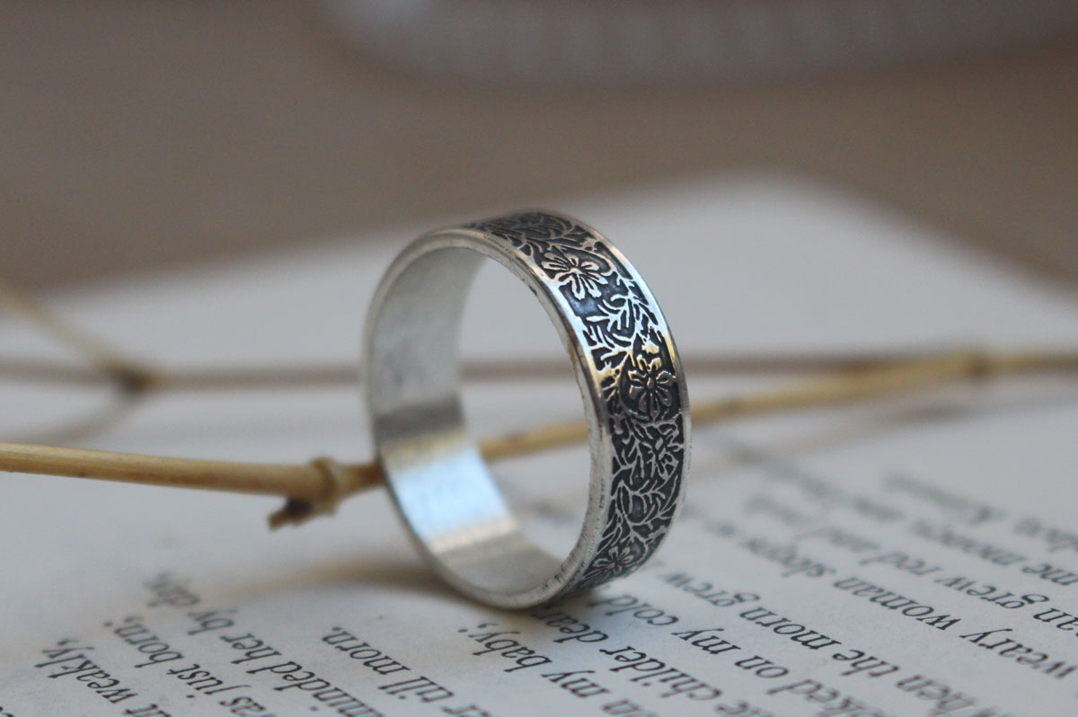 Cosmos, anillo flor de plata