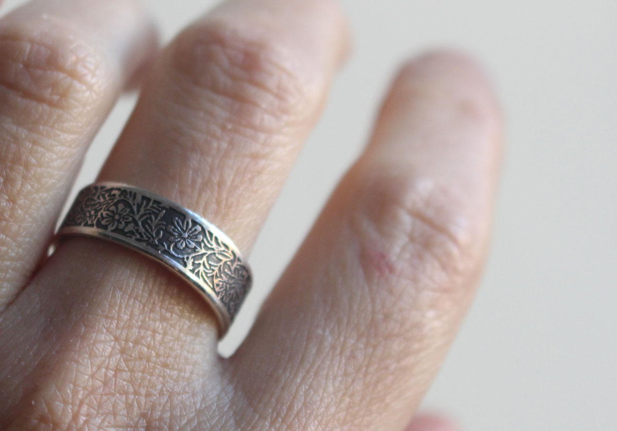 Cosmos, anillo flor de plata