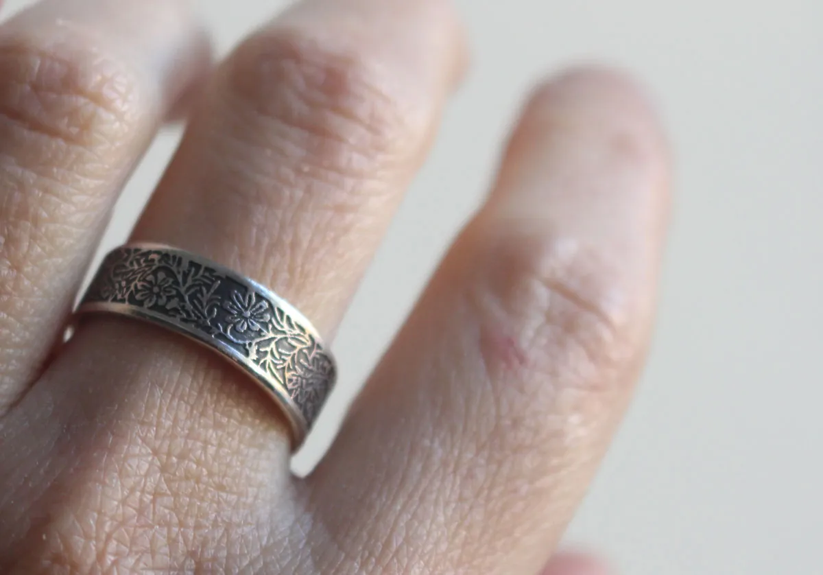 Cosmos, anillo flor de plata